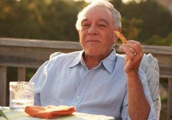 吃瓜老人短句图片,岁月静好，笑看风云