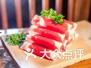 郑州二七广场吃瓜,夏日吃瓜盛地,街头风情一网打尽